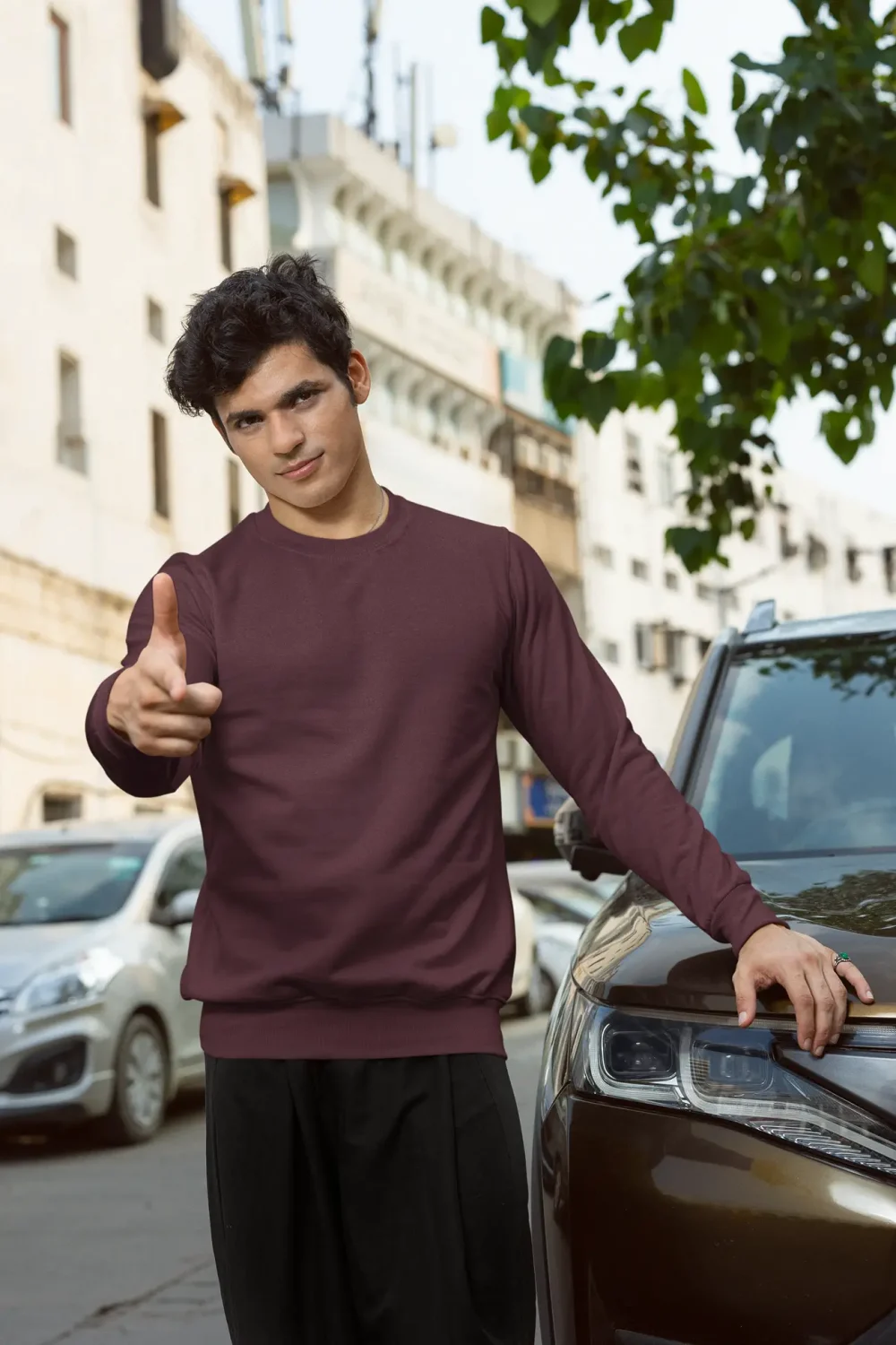 Minimal : Maroon Sweatshirt - Image 3